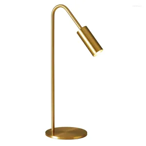 Tafellampen Moderne minimalistische LED-lamp Goud Foyer Slaapkamer Nachtkastje Messing Bureau Nachtlampje Woondecoratie Verlichtingsarmatuur AC90-260V