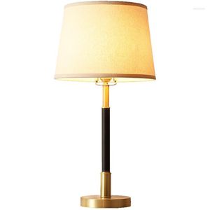 Tafellampen Moderne eenvoudige koperen lamp Europese stijl Nachtkastje E27 Led-bureaulamp Woonkamer Slaapkamer Restaurant Decoratie