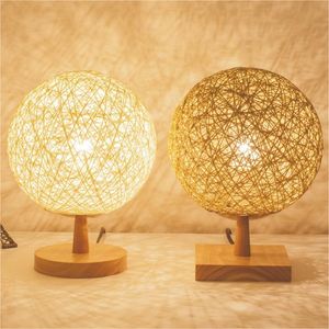 Lampes de table Moonlux Chambre Lampe de chevet Creative USB Night Light Twine Takraw Décoratif Cadeau d'anniversaire LightTable