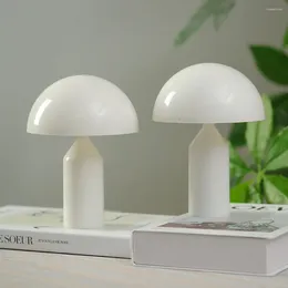 Lampes de table Champignon Tactile Pat Lumière Luminosité Réglable Table De Chevet Lampe D'éclairage Minimaliste À Piles Lumineux Chambre Chevet Décor