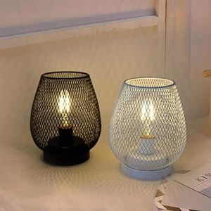 Lampes de table Art nordique lampe forme fer bureau alimenté par batterie salon chambre café décor chevet table noire