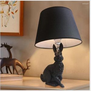 Tafellampen Noordelijke zwarte hars lamp creatief moderne stoffen kunst dieren led licht woonkamer woonkamer slaapkamer thuis decor