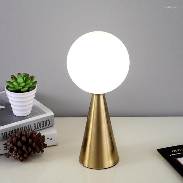 Lámparas de mesa, lámpara LED de cono nórdico con pantallas de cristal, escritorio redondo moderno dorado y negro para dormitorio, mesita de noche, oficina, sala de estudio, escritorios