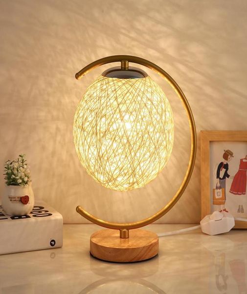 Lámparas de mesa Lámpara de escritorio creativa nórdica Dormitorio Mesita de noche Luna Estrella Luz Children039s Decoración de la habitación 3d Noche E27 Led 3w6594823