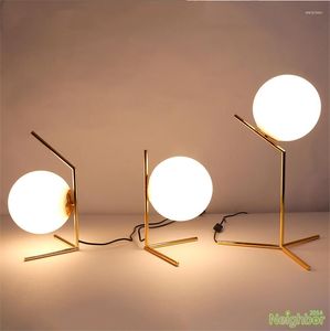 Lampes de table nordique or boule de verre lampe à LED IC lampe de bureau lecture salon chambre chevet luminaires