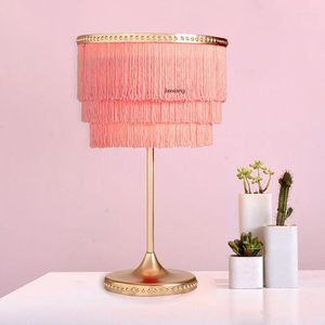 Tafellampen Noordelijke lamp persoonlijkheid roze zijden ins hangend oor woonkamer slaapkamer bedkamer bedontwerp messing modern romantisch