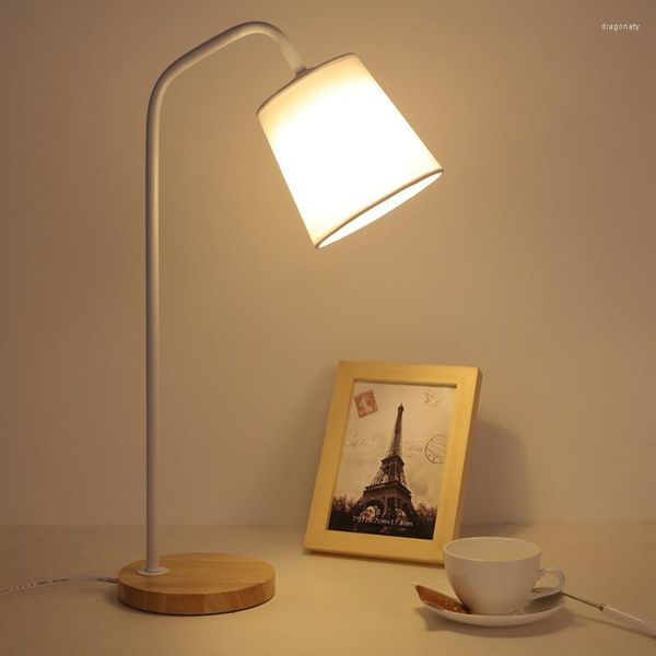 Lampes de table Nordic LED Bureau lampe de protection des yeux collège d'études de dortoir moderne simple lecture de chambre à coucher