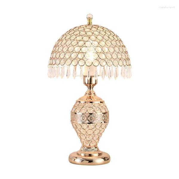 Lampes de table Nordic Luxury Romantic Crystal Lamp Gold Luster E27 LED INDOOR LIGNIGN LEGLOGH TEMPSIDE SALUAGE / MODELLE SALLE CUIE