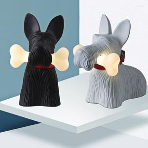 Tafellampen Noordelijke moderne cartoon kinderkamer slaapkamer bedkamer bed lamp lounge studie creatieve botdecoratie licht hars cadeau hond