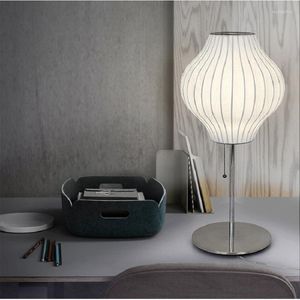 Lampes de table Nordic Silks Lamp Floor Salon Chambre Chevet Creative Vertical