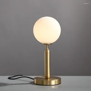 Lampes de table Nordic Simple LED LIMPRE LED MODER