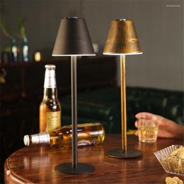 Lampes de table Lampe forgée nordique métal fer tactile gradation éclairage sans fil atmosphère lumière LED barre de protection des yeux salon chambre