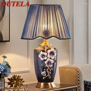 Lampes de table Onelala la lampe de céramique moderne LED Vintage Creative Luxury Lrass Desk Light for Home salon Salon Study Bedroom Bedside
