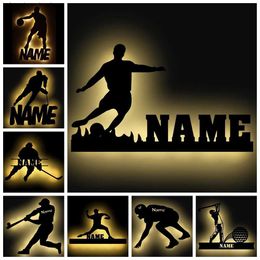 Lámparas de mesa Deportes personalizados USB LED Lámpara de pared Nombre personalizado Baloncesto Fútbol Rugby Jugador de béisbol Luz nocturna para niños Decoración de la habitación YQ231129