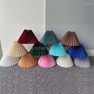 Lampes de table plis abat-jour pour lampe de bureau debout plancher style coréen pli mignon ombre chambre E27