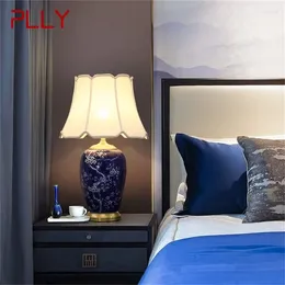Lampes de table plli Blue en laiton de luxe moderne de bureau de luxe moderne Light Home Decorative for Living Room Dining Chadow