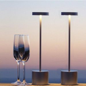 Lampes de table Portable Aluminium moderne LED Dimmable Restaurant lampe sans fil avec une batterie rechargeable USB pour El Bar Dinning Room