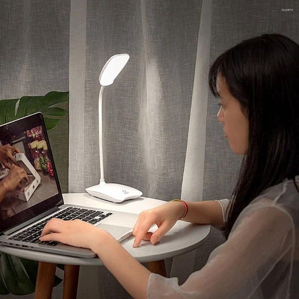 Lampes de table Lampe de nuit portable alimentée par USB Dimmable LED Bureau PC Lampe réglable multi-angle lecture 3 vitesses tactile pour dortoir chambre