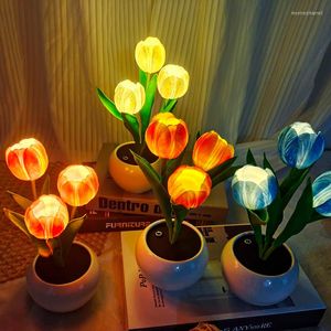 Tafellampen oplaadbare tulp LED Bloemlamp Romantische sfeer Simulatie Desktop Nachtlicht voor Home Decoration Office Bar Cafe