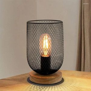 Tafellampen retro lamp metalen kooi batterij bediende led lantaarn licht met houten basis decora touch bed voor binnen slaapkamer