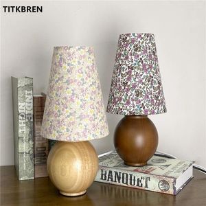 Tafellampen retro massief houten bedlamp kleine bloemen lampenkap thuis woonkamer slaapkamer verlichting deco creatief