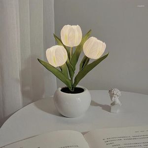 Tafellampen romantische tulp gesimuleerde bloemenmeisjes slaapkamer sfeer lichtknop schakelaar nachtlamp multi-scenes van toepassing op ornamenten