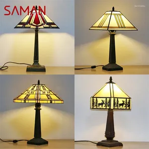 Lampes de table Saman Tiffany lampe en verre LED moderne carré créatif en lecture de bureau décor de lumière pour la maison à la maison au chevet de chambre à coucher