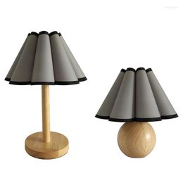 Lámparas de mesa Diseños simples Lámpara de madera de tela con bombilla de 3 colores Estilo japonés Mesita de noche de tela gris para el hogar Sala de estar Dormitorios