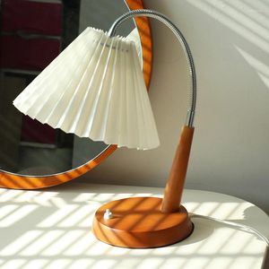 Lampes table lampe à LED simple Salon de chambre au chevet de couche à couches rétro Bar bas à manger décoration de nuit de nuit