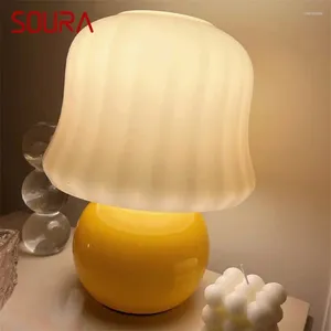 Tafellampen SOURA Nordic Creatieve Lamp Moderne LED Geel Paddestoel Bureaulamp Nachtkastje Decoratief voor thuis