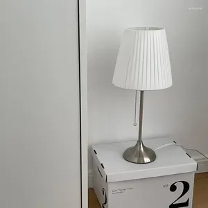 Tafellampen Hoge lamp Slaapkamer Nachtkastje Studie Leeslamp voor woonkamer Kinderbed Decor Nachtlampje