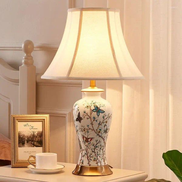 Lampes de table TEMART des lumières en céramique moderne LED Simple Creative Luxury Bedside Desk Lampe For Home Living Room Étude chambre