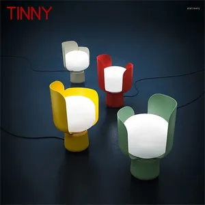 Tafellampen Tinny Nordic Creative Lamp Moderne Macaroon Design Desk Bureau Lighting voor thuisbeddecoratie