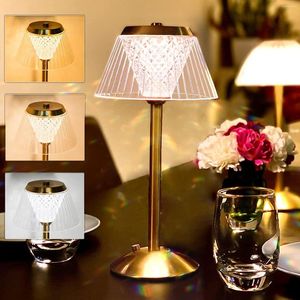 Tafellampen Touch Dimming Lamp LED Kristallen Sfeerlicht Oplaadbaar Draadloos Nachtkoffie/Bar/el/Slaapkamer Decor Armatuur