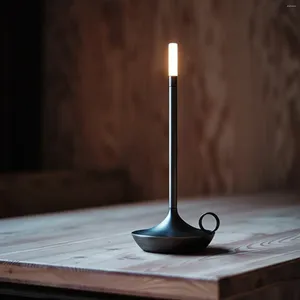 Lampes de table touchent la lampe à chandelle à lame à lampe à la luminosité rechargeable Amosphère de bougie à la lumière chaude imperméable