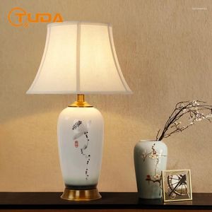 Lampes de table Tuda Lampe en céramique pour chambre de chambre à coucher de chambre à coucher LED NIGHT STUSURE Bureau Home Deocr Luxury E27