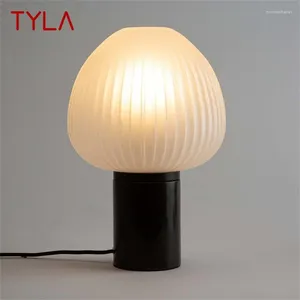 Lampes de table Tyla lampe moderne simple conception LED décorative pour la maison Light de bureau de champignon de chevet