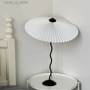 Lampes de table Vintage plissé parapluie lumière Squiggle Wiggle lampe pour salon/chambre AU US EU UK CN Plug éclairage de nuit avec ampoule LED E27 YQ240316