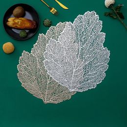 Tapis de table en PVC creux, 1 pièce, napperon à motif géométrique, décorations de salle à manger, antidérapant, isolation thermique, sous-verres dorés et argentés