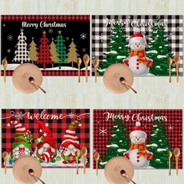 Tapetes de mesa 42x32cm Árvore de Natal Decorações de animais fofos Placemat Linho Almofada de jantar Tigela Xícara de café Tapete Toalha de mesa