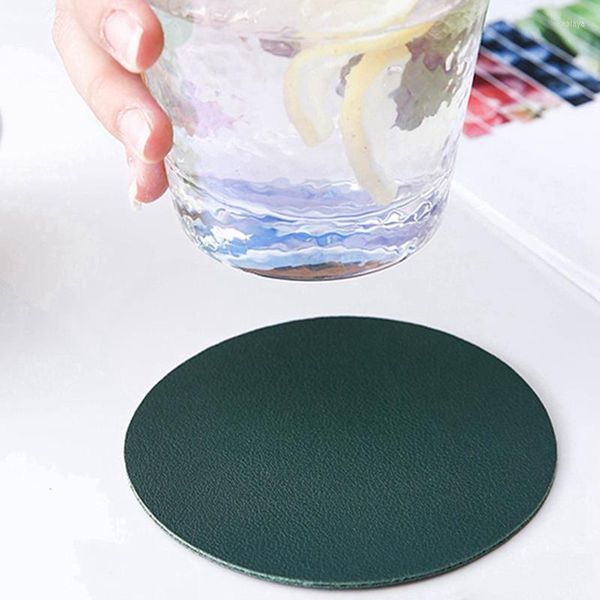 Tapetes para mesa, 4 Uds., tapete para bebidas, almohadilla para taza de cuero de imitación, Color sólido redondo para restaurante, taza de leche, accesorios para botellas