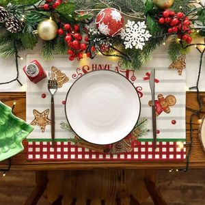 Placemats 4 stks/set Kerst Patroon Placemat Set Santa Robin Sneeuwpop Rendier Rode Plaid Diner Mat Linnen Tafelkleed Party Decor