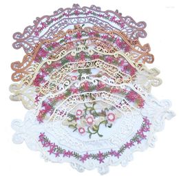 Tapis de table Nappe brodée colorée Dessous de verre S Accessoires de décoration Rideau Canapé Tissu Pâte Accessoires