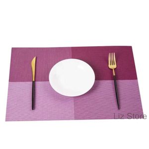 Table Mats Dining Pet Mat Placemat PVC Isolation anti-glissement 30 * 45cm de la flamme antibactérienne allongée