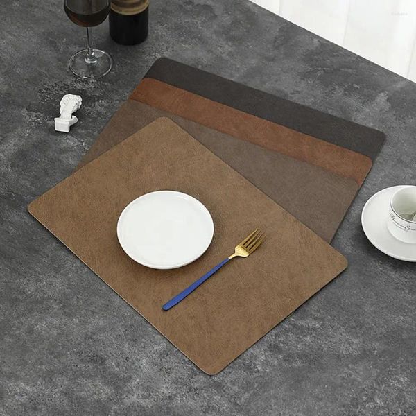 Alfombrillas de mesa Faux Leather Plawemat Color sólido alto Toque suave y suave Fácil de limpiar el plato con aislamiento de la almohadilla de la almohadilla de la cocina