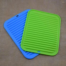 Tafelmatten Handig afvoerkussen Antislip Bestand tegen hoge temperaturen Siliconen Heldere kleur onderzetter Droogmat Rechthoek