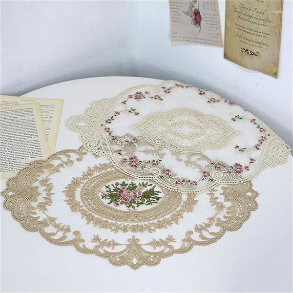 Tapis de Table en dentelle brodée ovale européenne, Design sculpté en creux, coussin à café pour sabot de cuisine, mariage de noël