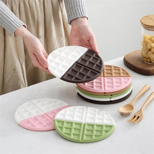 Table Mats Placemats Placemats Silicone résistante à la chaleur Nordic Waffle Accessoires non glissés Bowl Placemat créatif Anti-Scald Table Varelle