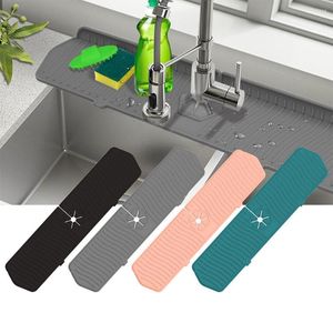 Tapis de table grand tapis de robinet en Silicone pour évier de cuisine garde-boue salle de bain capteur d'eau tampon de drainage