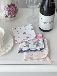 Tapetes de mesa para jardín de setas, toalla cuadrada de estilo coreano, bonita y elegante, pequeña rosa Floral, servilleta para el té Retro, aislamiento cálido para el hogar